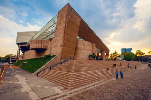 El mejor hotel cerca del Auditorio Nacional para conciertos y eventos: FlowSuites Polanco