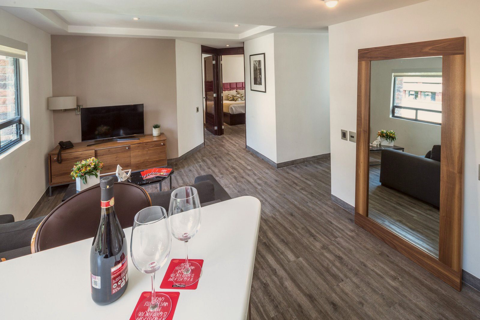 Executive Queen Suite
